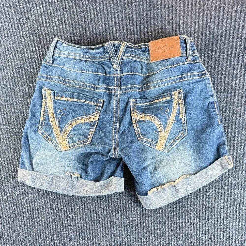 Ariya Jeans Womens Blue Denim‎ Cuffed Shorts Embroidered Pockets Size 5/6
